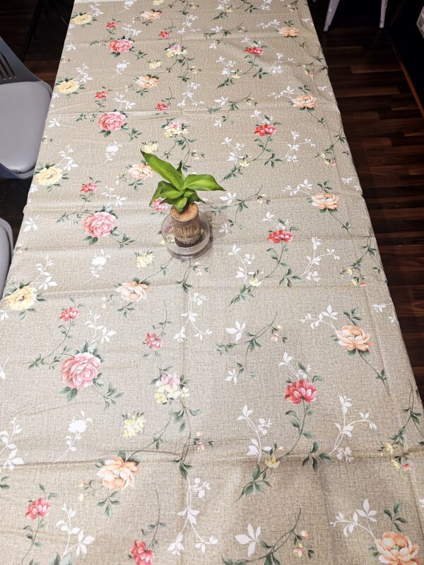Table cover - Image 2